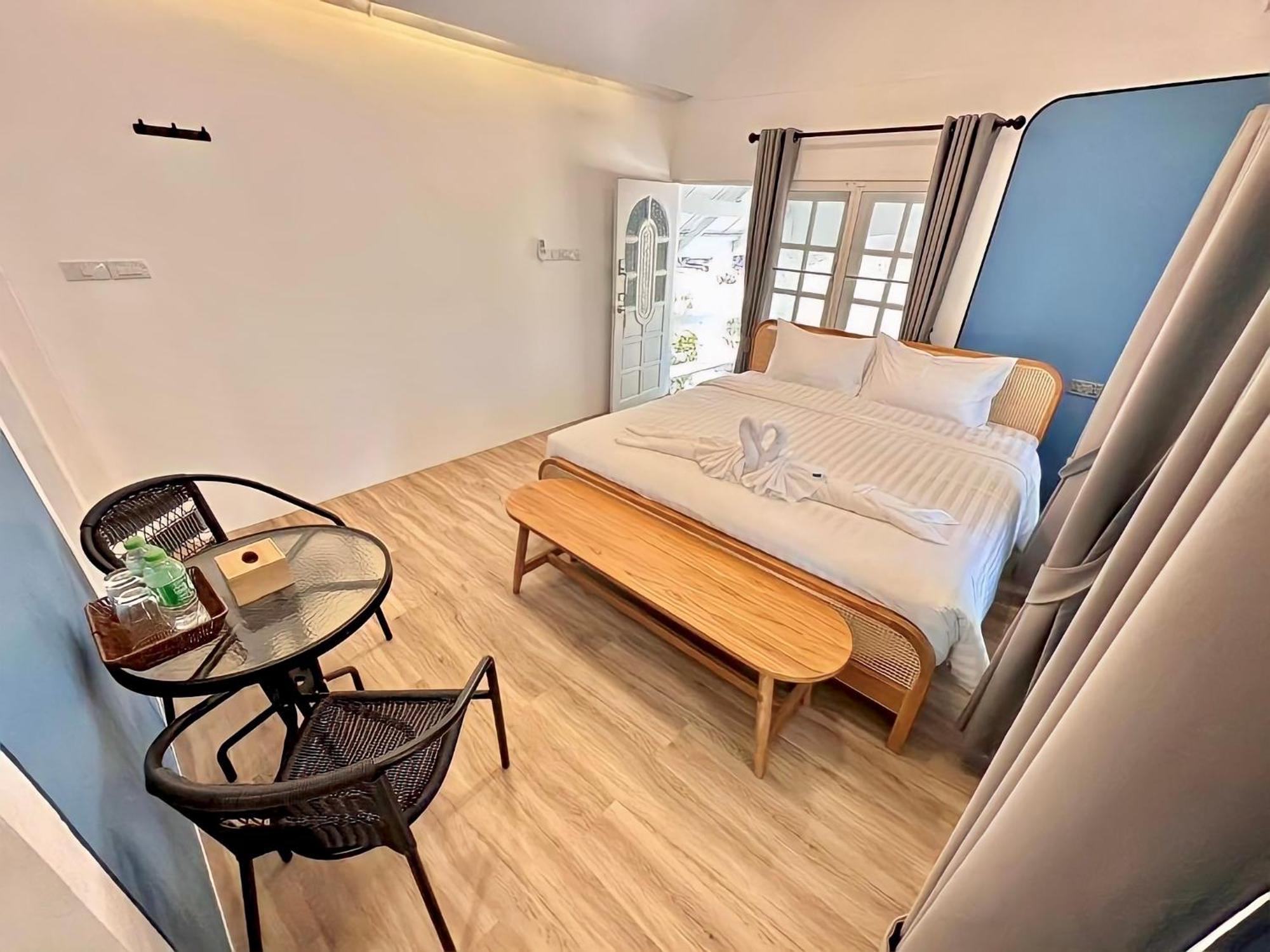 Pan Beachfront Resort Krabi كلونغ موانغ بيتش الغرفة الصورة