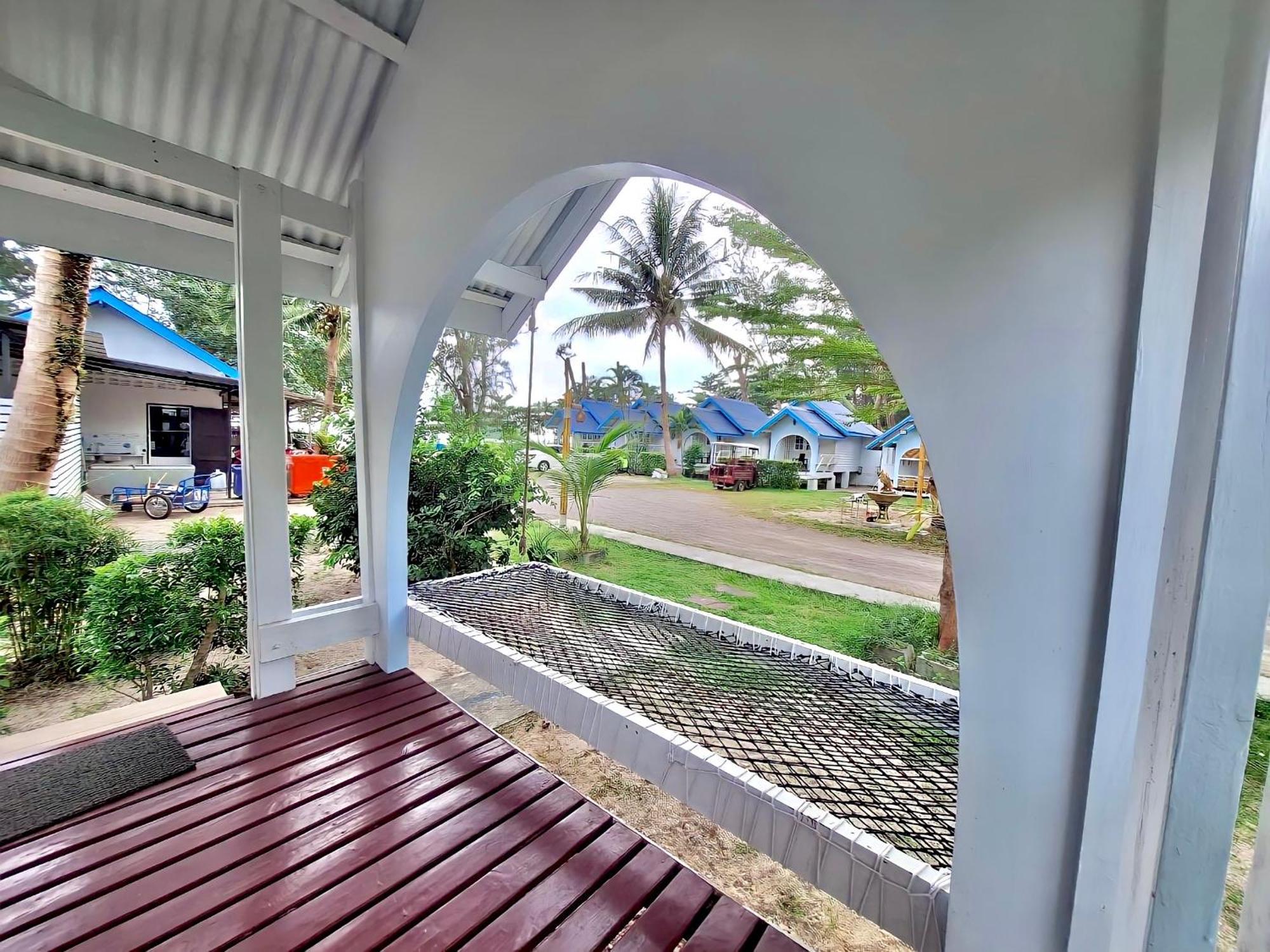 Pan Beachfront Resort Krabi كلونغ موانغ بيتش الغرفة الصورة