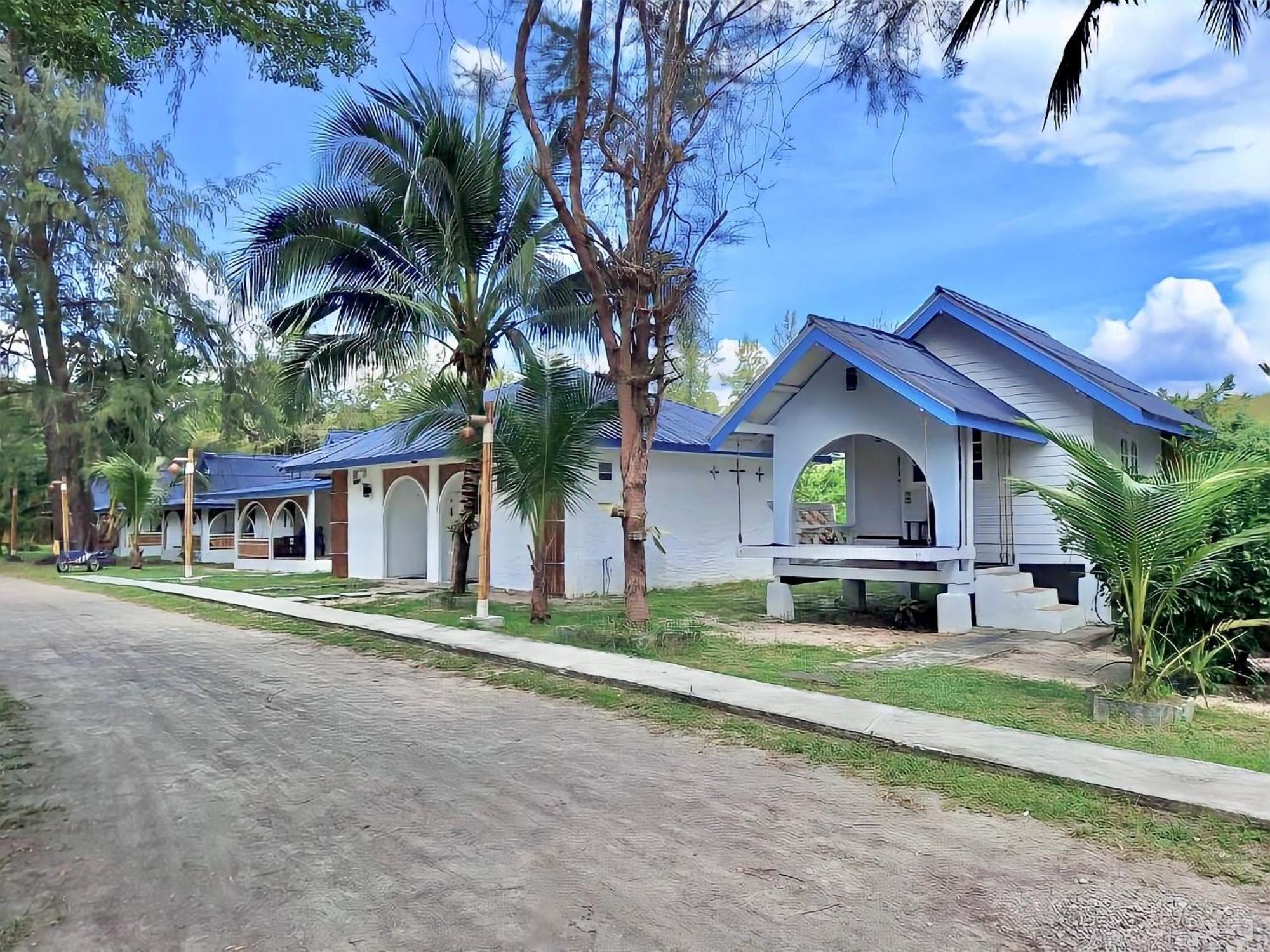 Pan Beachfront Resort Krabi كلونغ موانغ بيتش الغرفة الصورة