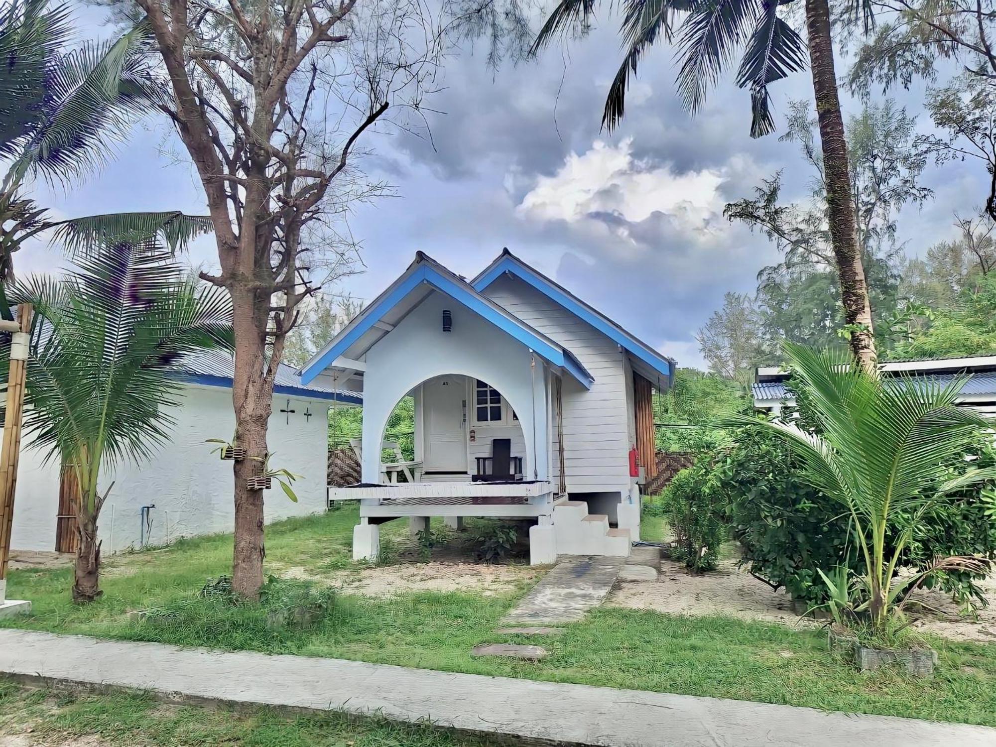 Pan Beachfront Resort Krabi كلونغ موانغ بيتش الغرفة الصورة